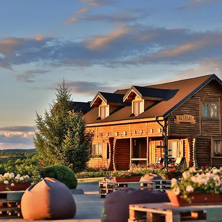Forest Retreat&spa منتجع Oveselu