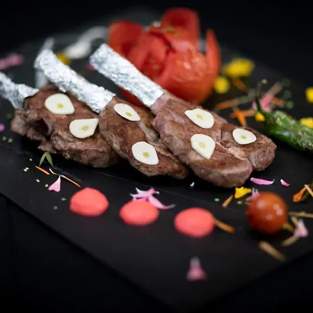 Forest Retreat&spa منتجع Oveselu